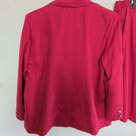Vintage Panther 2Piece Skirt Suit 24W Red Long Sleeve Button Up Career - Picture 12 of 15